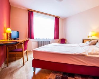 Sonne - Offenburg - Bedroom