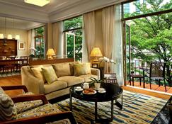 Treetops Executive Residences - Singapore - Living room