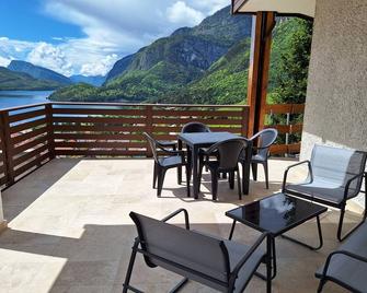 Apartment \'the joy\' with a romantic view of the lake Casa Bellavista - Molveno - Balkon