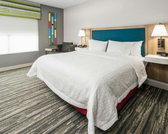 Hampton Inn Wilson Downtown - Wilson - Habitación