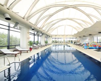 Centurion Hotel Technoport Fukui- Artificial Radium Hot Spring - Sakai - Zwembad