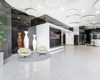 Luxury Apartment in Madrid. Plaza de España II - Madrid - Lobby