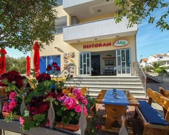 Apartments Slavica Trogir - Okrug Gornji - Building