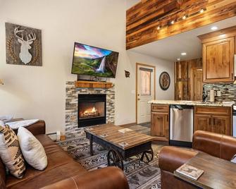 Creekside Suite 03 (No Ht) - Estes Park - Living room