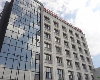 Hotel Emma West - Craiova - Edificio