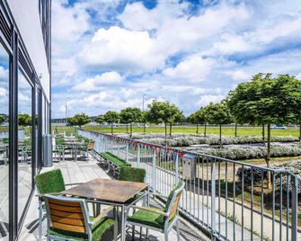 Ibis Budget Hotel Edinburgh Park - Edinburgh - Building