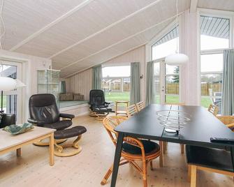 4 star holiday home in Korsør - Korsør - Dining room