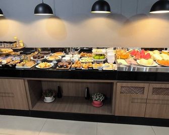 Abudi Hotel - Cuiabá - Buffet