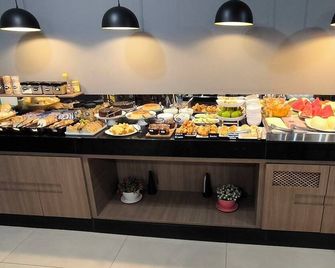 Abudi Hotel - Cuiabá - Buffet