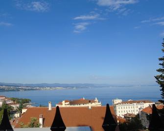 Apartman Mihael Opatija - Opatija - Außenansicht
