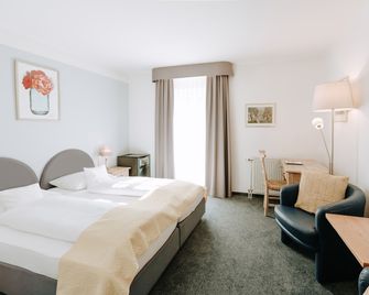 Huber's Hotel - Baden-Baden - Schlafzimmer