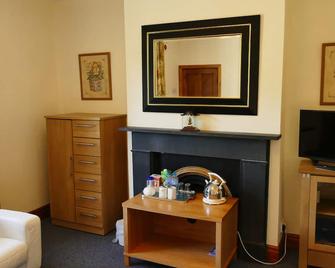 disabled friendly ground floor room in traditional old welsh farmhouse - Bala - Room amenity