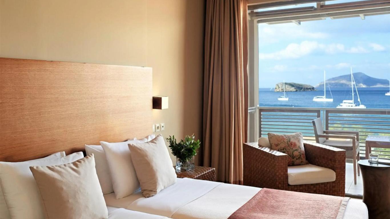 إيجن بيتش هوتل