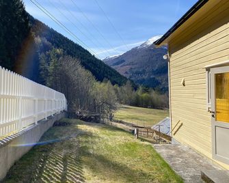 4 Bedroom Gorgeous Home In Valldal - Valldal - Vista del exterior