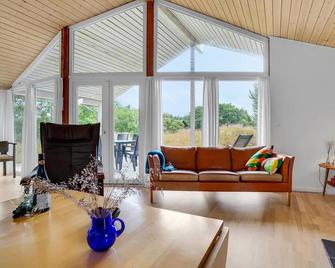 3 Bedroom Lovely Home In Fanø - Esbjerg - Sala