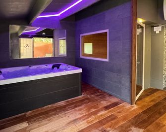 Les Jardins de Cassis - Parking Gratuit & Piscine Chauffée - Cassis