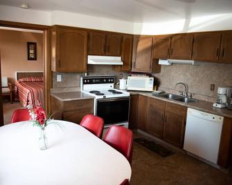 Adams Golden Acres Motel - Kingsville - Cocina