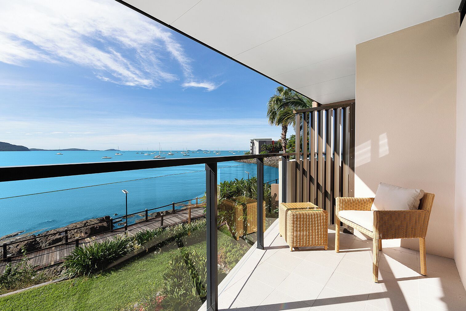 Mirage Whitsundays - איירליי ביץ' - מרפסת