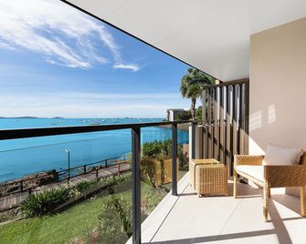 ميراج وايتصندايز - شاطئ إيرلي - شرفة