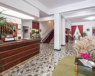 هوتل أستور فيكتوريا - فورتي ديي مارمي