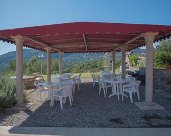 Hotel Caluna Charme - San Giovanni a Piro - Patio