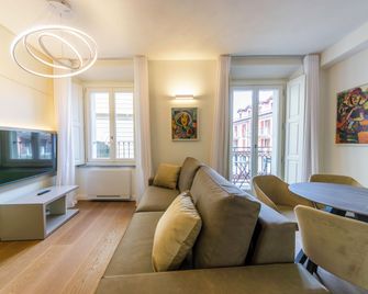 Arona Palace - Superior Apartments - ארונה - סלון