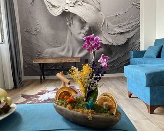 Mates Istiklal - İstanbul - Oturma odası