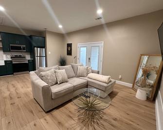 Imani's Place - Red Oak - Living room