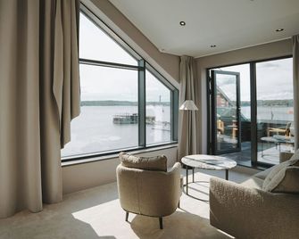 Season Hotel Ekero - Ekerö - Sala de estar