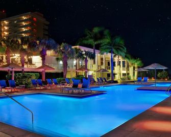 Marriott Crystal Shores Experience Paradise in a 3BR Villa - Sleeps 10! - Marco Island - Pool