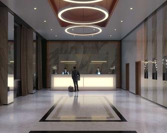 Hotel La Tour - Milton Keynes - Ρεσεψιόν