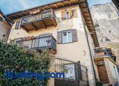 B&B Pedelmont - Mezzocorona - Bâtiment