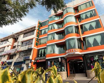 Hotel Miraflores - Ibarra - Bâtiment