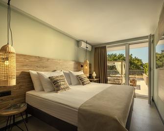 [Places] Hvar By Valamar - Stari Grad - Bedroom