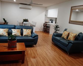 Coola Cottage - Mallacoota - Sala de estar