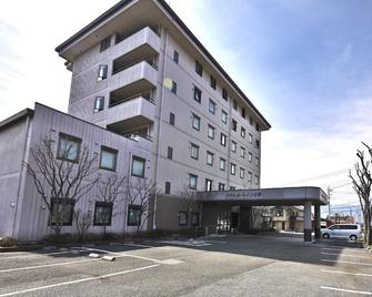 Hotel Route-Inn Court Yamanashi - Yamanashi - Building