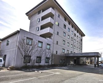 Hotel Route-Inn Court Yamanashi - Yamanashi - Gebouw