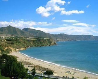 Parador de Nerja - Nerja - Beach