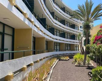 Caroni - Maspalomas - Budova