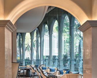 Hotel Indigo Shenzhen Overseas Chinese Town By IHG - Shenzhen - Bar