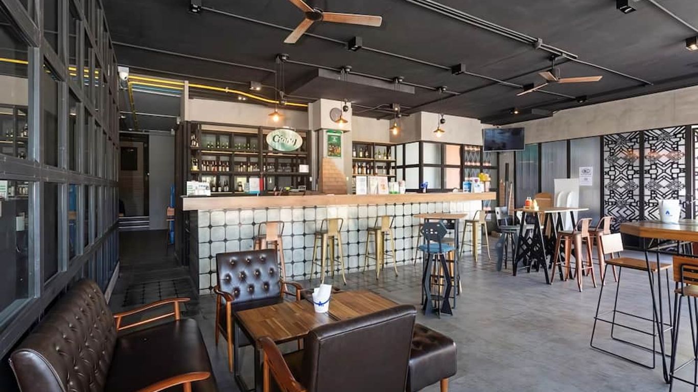 Maya Phuket Airport Hotel (SHA Plus+)