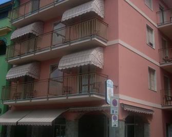 Hotel Corallo - Moneglia - Edificio
