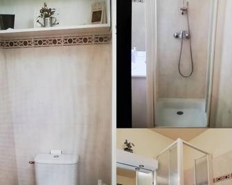 very nice studio for rent - Saint-Germain-en-Laye - Salle de bain