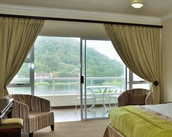 The Estuary Hotel and Spa - Port Edward - Building