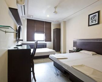 Smyle Inn - Best Value Hotel near New Delhi Station - ניו דלהי - חדר שינה
