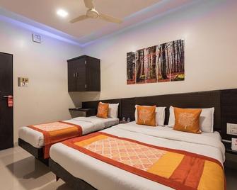 Hotel Adnoc Inn - Bombay