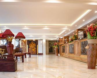 Faya Hotel - Duala - Lobby