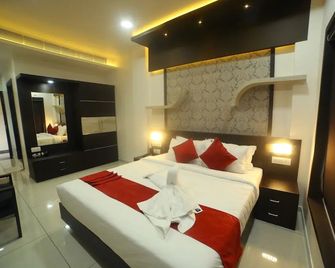 Hotel Le Moshe Inn - Ramanattukara