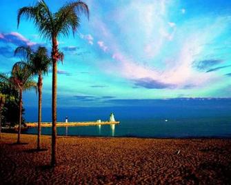 Luxe Lodges on Lake Erie - Port Dover - Playa