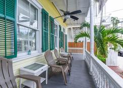 Curry House by Brightwild | Heated Pool - Rm #9 - Key West - Balcony